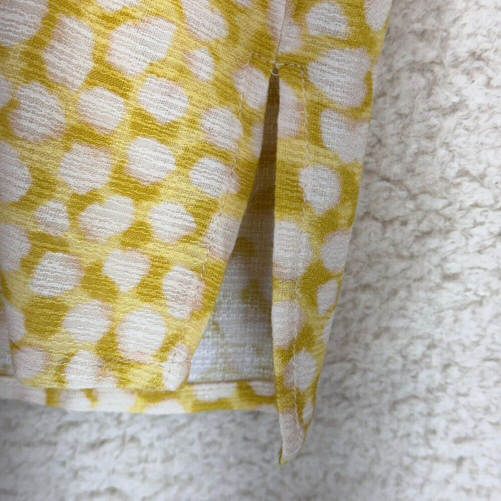 Democracy Pintuck Top Women Size 1X Yellow White Dots 3/4 Sleeve Split Neck - Picture 5 of 10